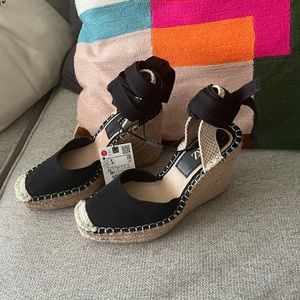 NWT Zara Lace-up wedge espadrilles size 5